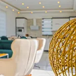 Ortaç 3 Doğa Içerisinde, Korunaklı Villa Kaş