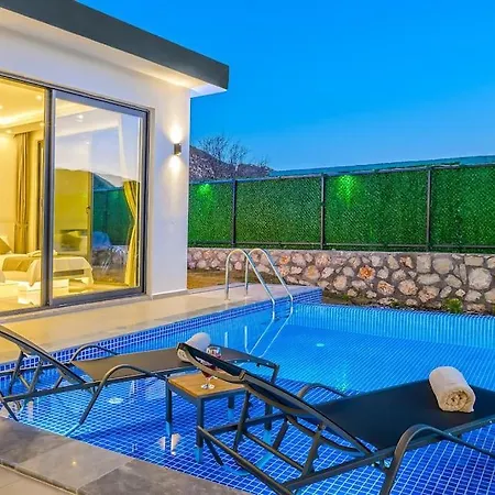 Villa Ortac 3 Doga Icerisinde, Korunakli *