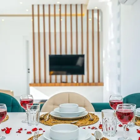 Ortac 3 Doga Icerisinde, Korunakli Villa Kaş