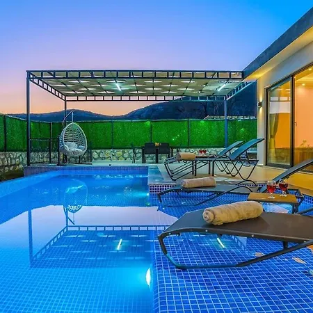 Ortac 3 Doga Icerisinde, Korunakli Villa *