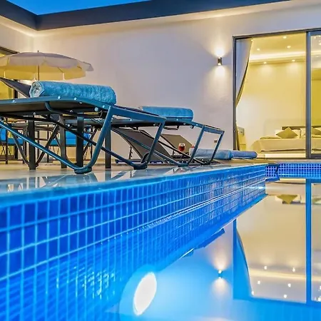 Villa Ortac 3 Doga Icerisinde, Korunakli *