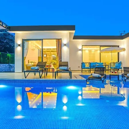 Villa Ortac 3 Doga Icerisinde, Korunakli Kaş
