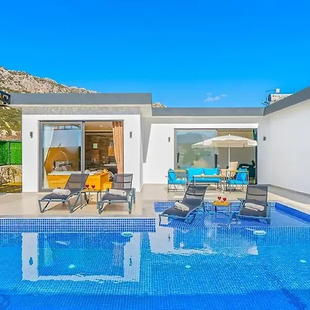 Ortac 3 Doga Icerisinde, Korunakli Villa