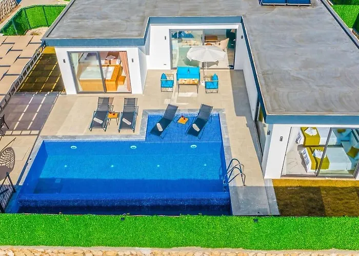 Ortac 3 Doga Icerisinde, Korunakli * Каш