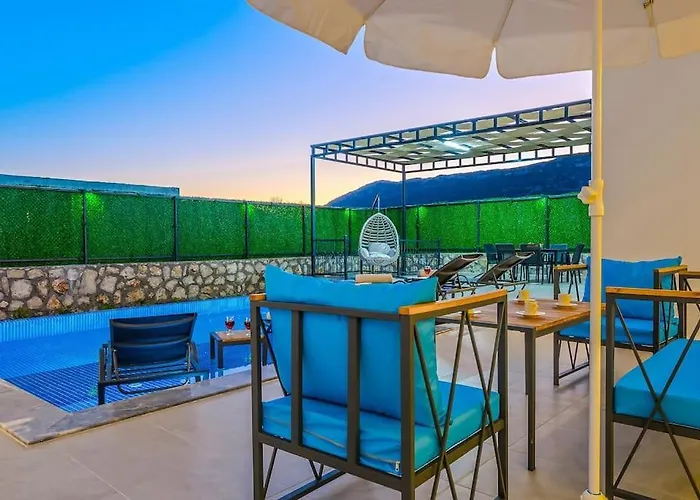 Ortac 3 Doga Icerisinde, Korunakli * Каш