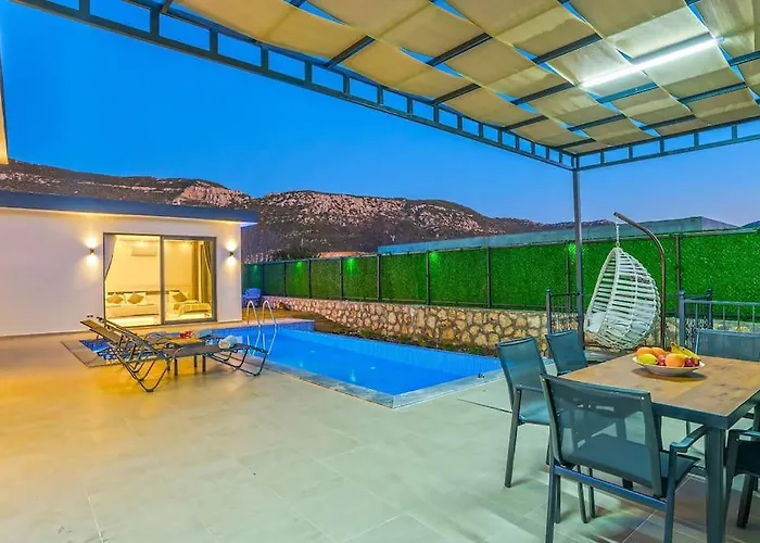 Ortac 3 Doga Icerisinde, Korunakli Каш