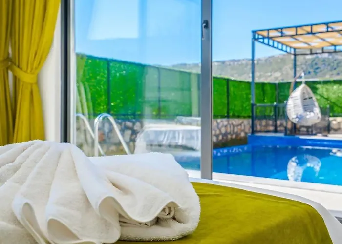 Вилла Ortac 3 Doga Icerisinde, Korunakli Каш